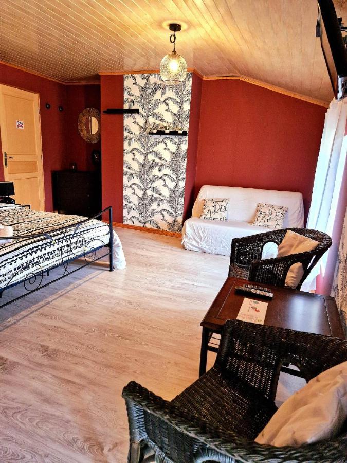 Le Domaine De Laurolie Otel Gaujacq Dış mekan fotoğraf
