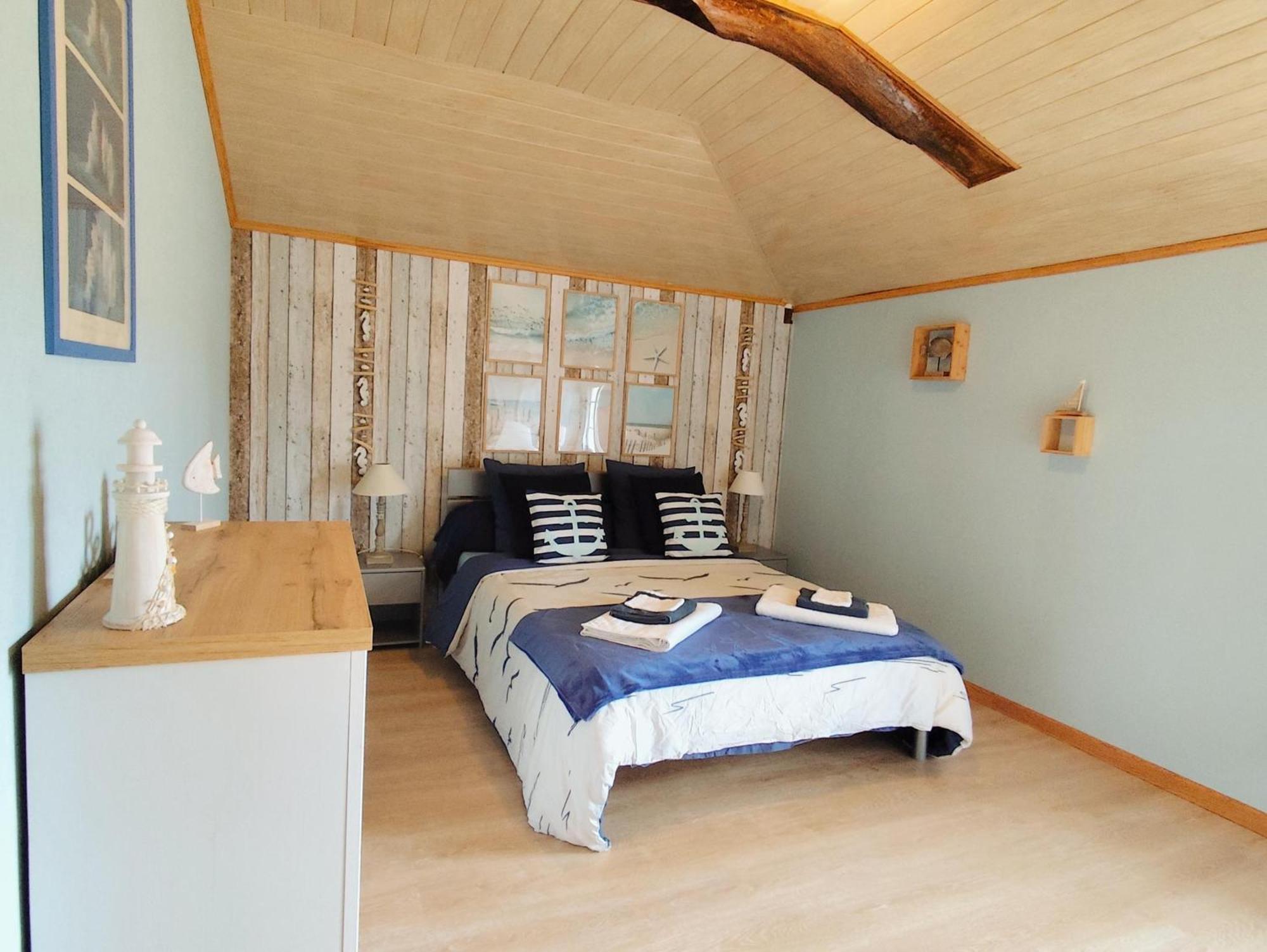 Le Domaine De Laurolie Otel Gaujacq Dış mekan fotoğraf